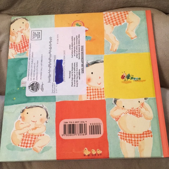 Dolly Parton Imagination book. Baby toddler child - Picture 2 of 3